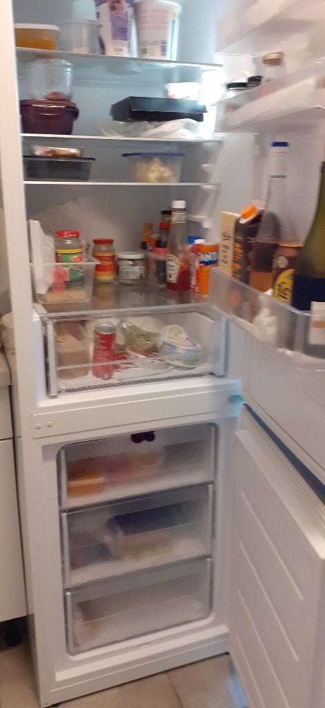 Combi réfrigérateur + congélateur, Avec compartiment congélateur, Utilisé, 75 à 100 litres, 60 cm ou plus