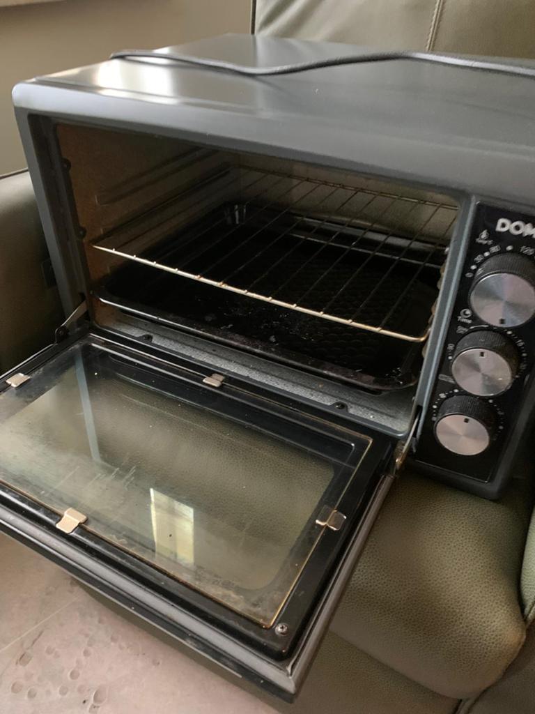 Domo vrijstaande bakoven zwart, Electroménager, Fours, Four avec gril, Enlèvement, Utilisé, Air chaud