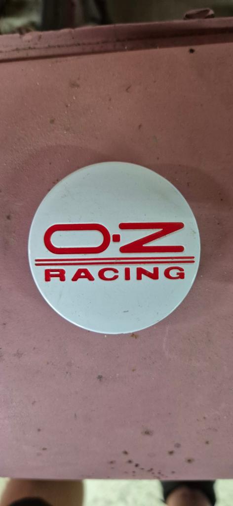 Oz racing naafdop M582, Ophalen