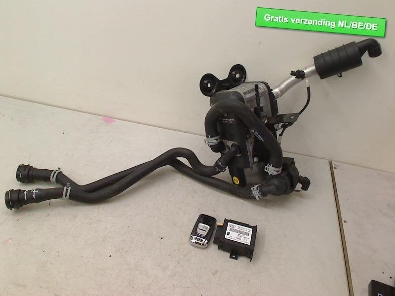 CHAUFFAGE DE STATIONNEMENT Audi A3 Sportback (8VA / 8VF), Auto-Union-Straße  1,
85057  Ingolstadt, DE, Info@audi.de, Audi, Utilisé