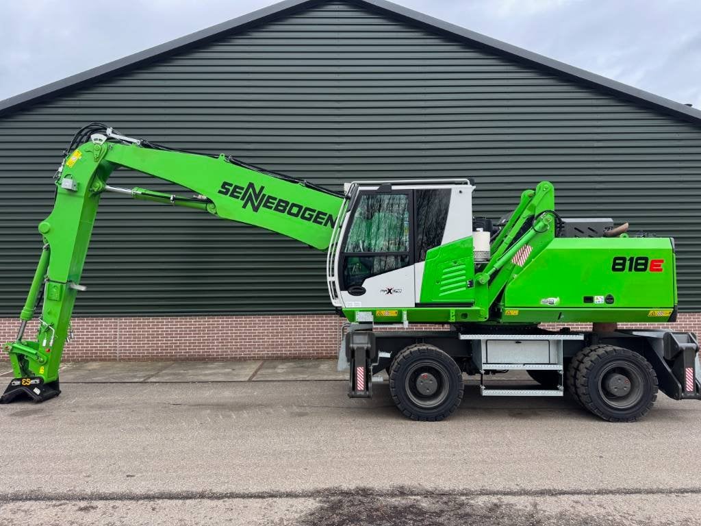 Sennebogen 818 E, Articles professionnels, Machines & Construction | Grues & Excavatrices, Grue