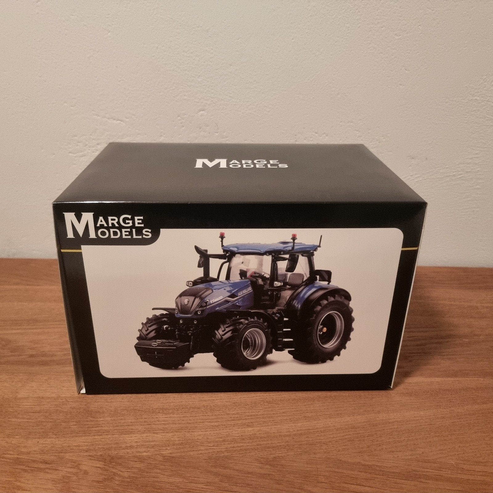 New Holland T7.440XD Marge Models, Hobby en Vrije tijd, Modelauto's | 1:32, Ophalen of Verzenden, Nieuw, Tractor of Landbouw, Overige merken
