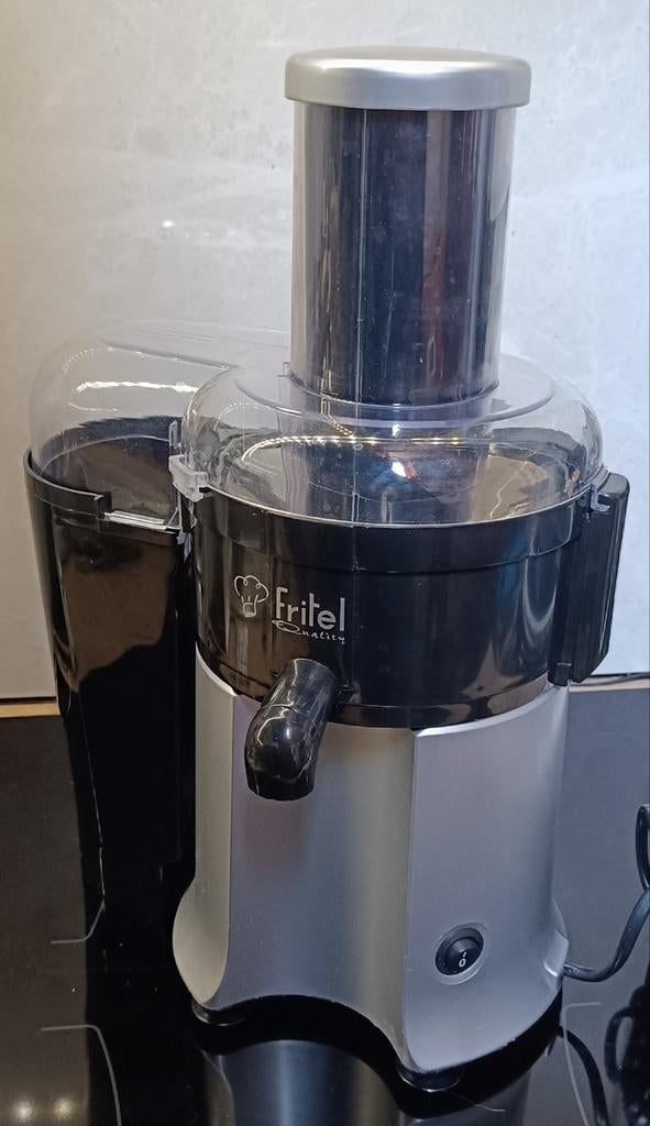 Extracteur de jus FRITEL JE2550, Electroménager, Enlèvement