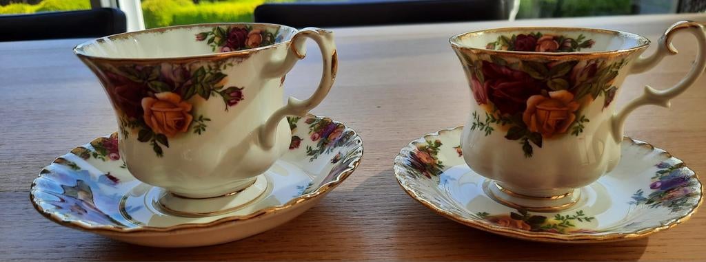 Royal Albert Bone China England. Old Country Roses, Antiek en Kunst, Ophalen of Verzenden