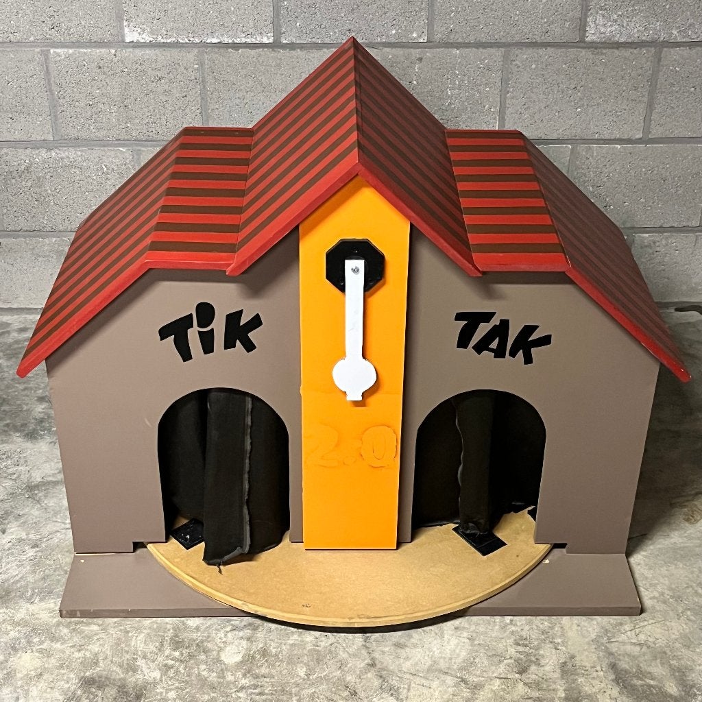 Tik Tak huis, Ophalen, Gebruikt, Van hout