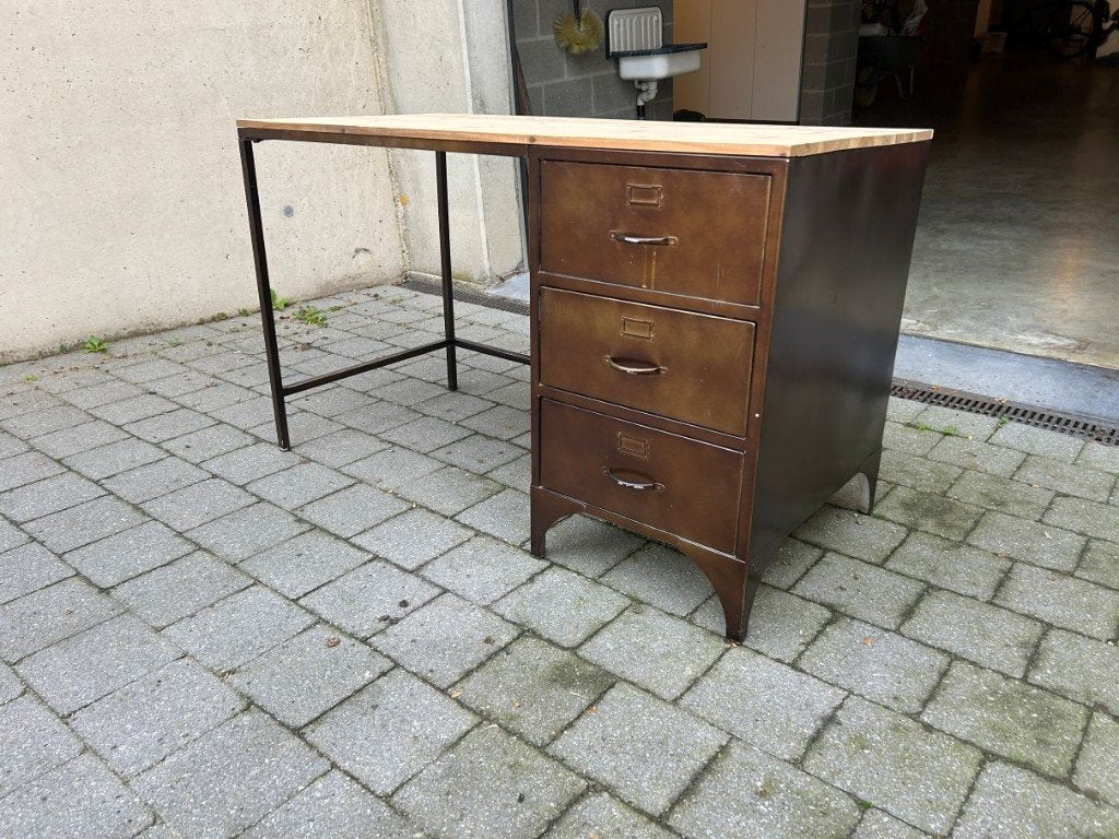 BARGAIN 100€, bureau « Wayne » de Maisons du Monde, Autres marques, Bureau d'écolier, 126 cm, Métal
