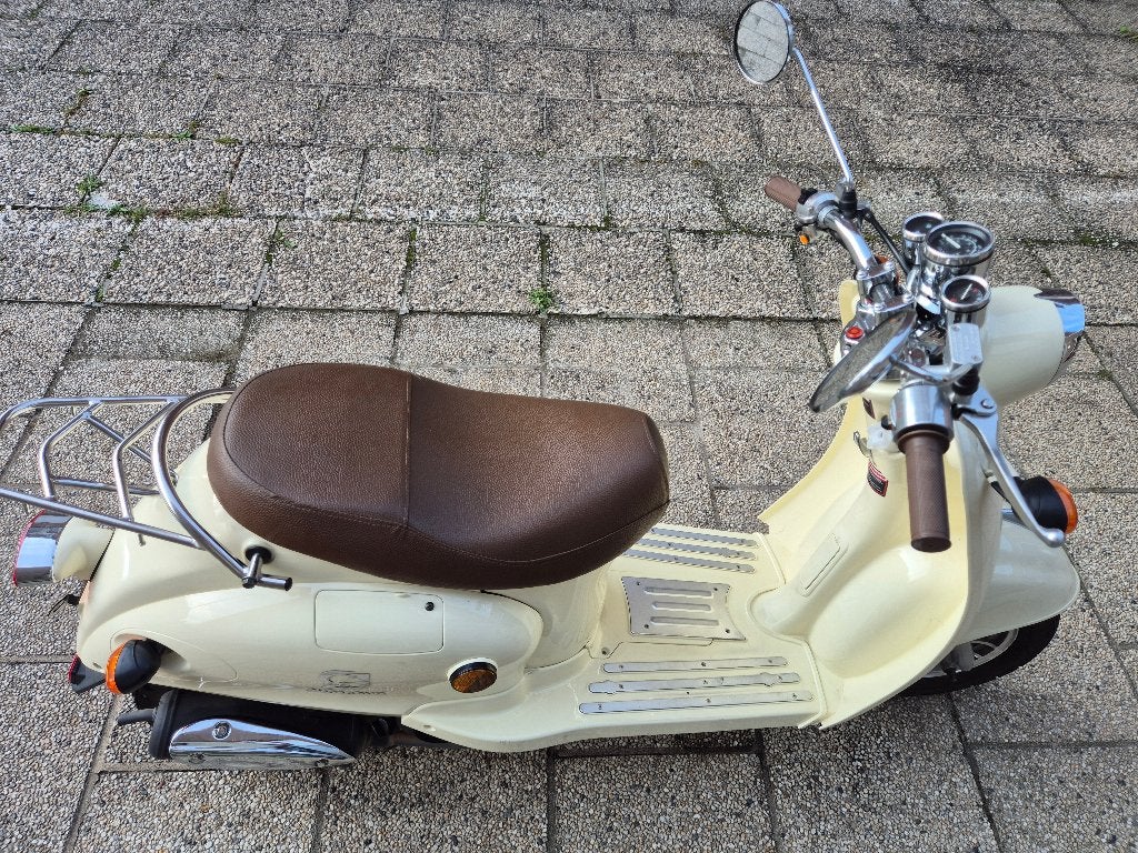 Scooter, Fietsen en Brommers, Brommers | Overige merken, Ophalen, Zo goed als nieuw