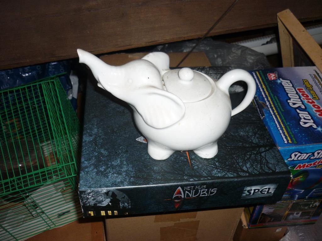 Porseleinen theepot olifant, Ophalen of Verzenden