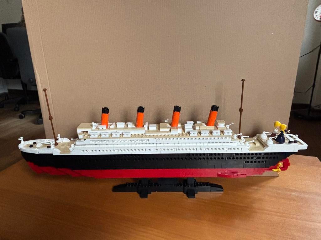 Titanic Sluban M38-B0577 (geen LEGO), Hobby en Vrije tijd, Ophalen, Zo goed als nieuw