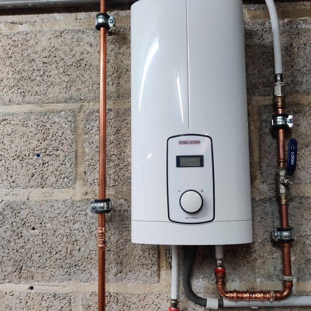 warm water doorstromer, Doe-het-zelf en Bouw, Ophalen, Gebruikt, Boiler, Minder dan 3 jaar oud