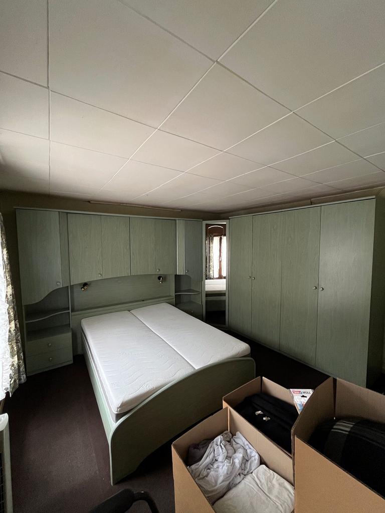 Complete slaapkamer met nieuwe matras 2x 70cm, Enlèvement ou Envoi, Comme neuf