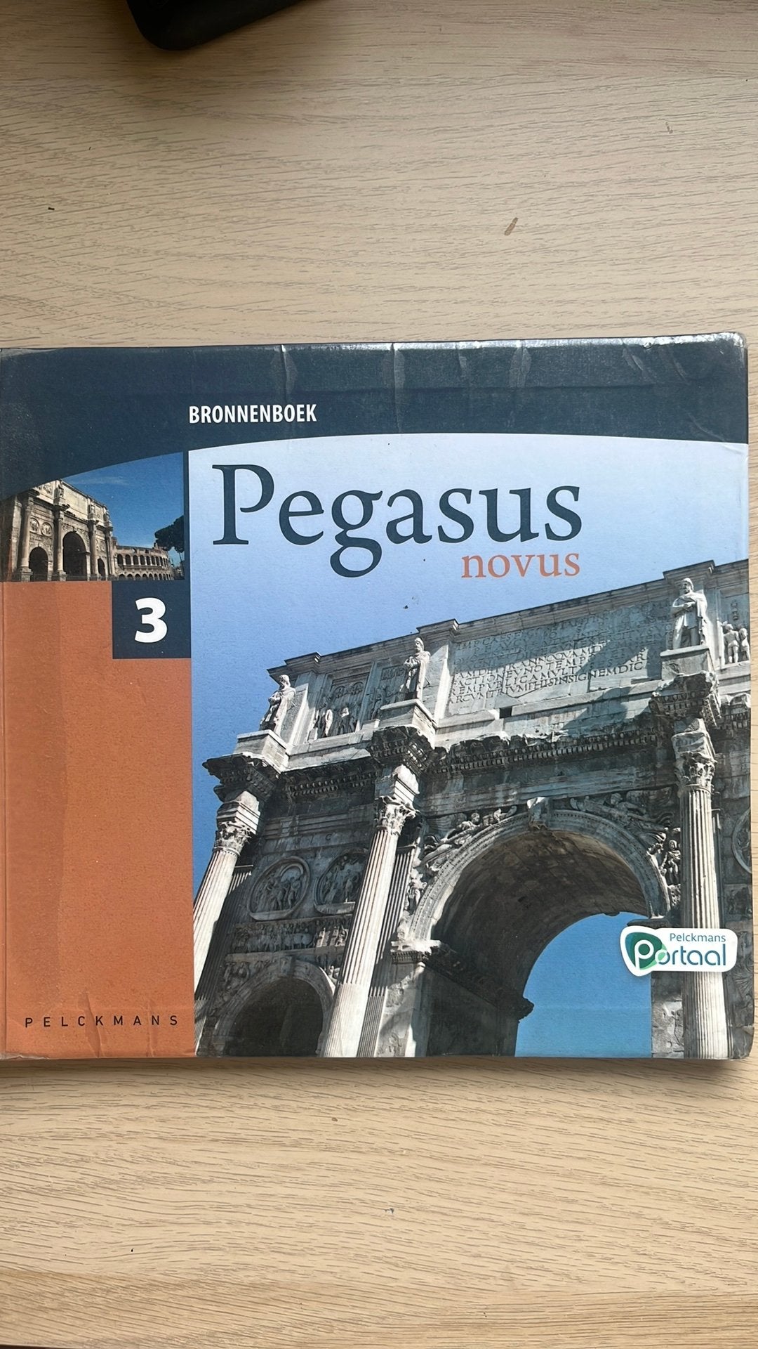 Bronnenboek Latijn Pegasus novus 3, Ophalen of Verzenden, Zo goed als nieuw, Latijn