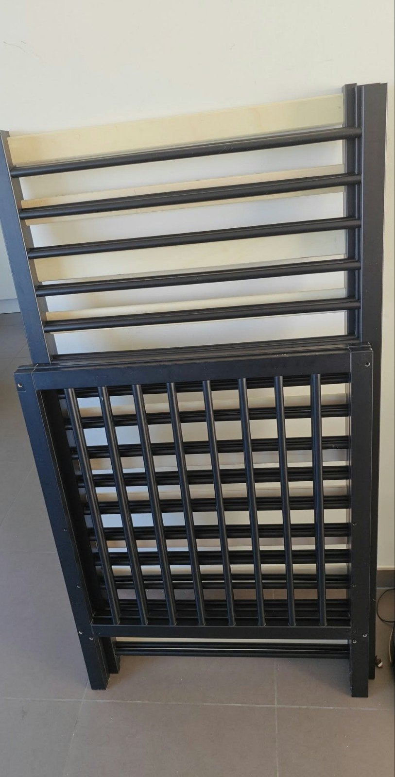lit bébé avec matelas, Enfants & Bébés, Enlèvement, Matelas