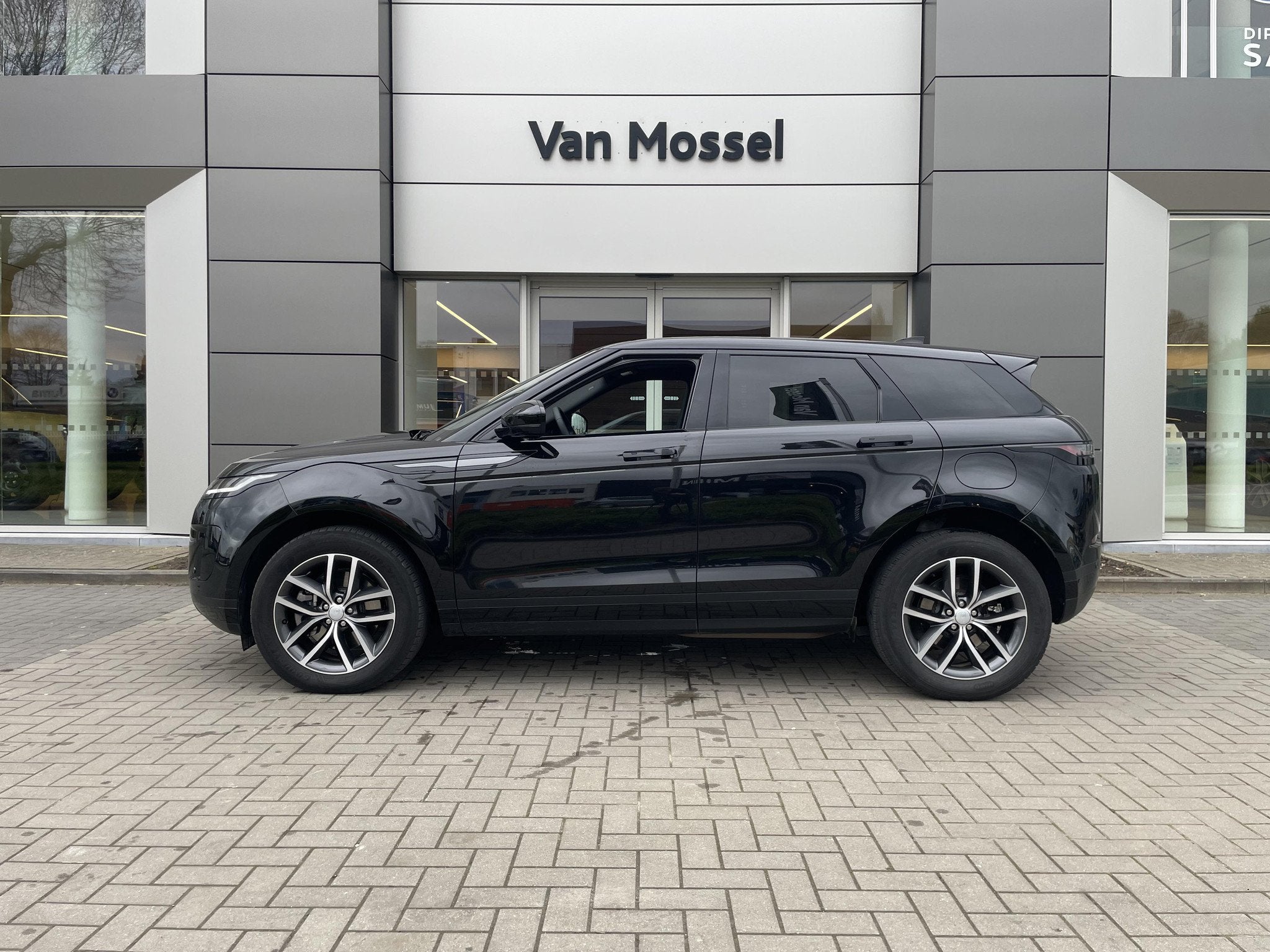 Land Rover Range Rover Evoque P300e S AWD Auto (bj 2024), Auto's, Automaat, Gebruikt, 300 pk, Overige brandstoffen