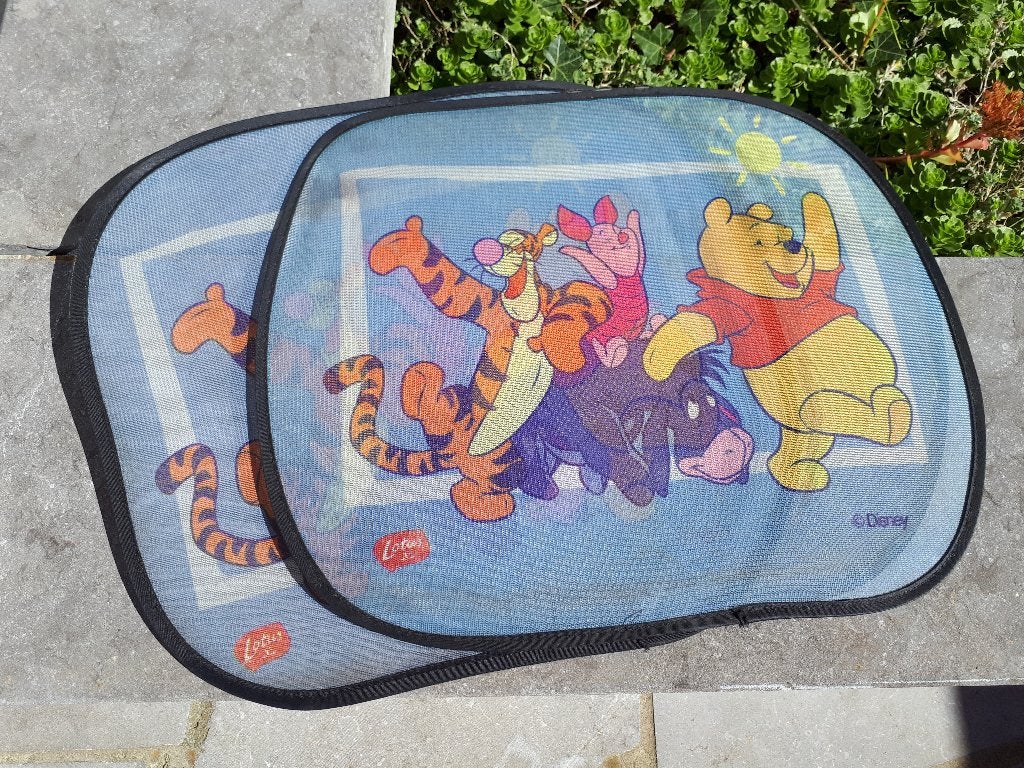 2 pare-soleils voiture Winnie et ses amis Disney Lotus, Enlèvement ou Envoi, Utilisé