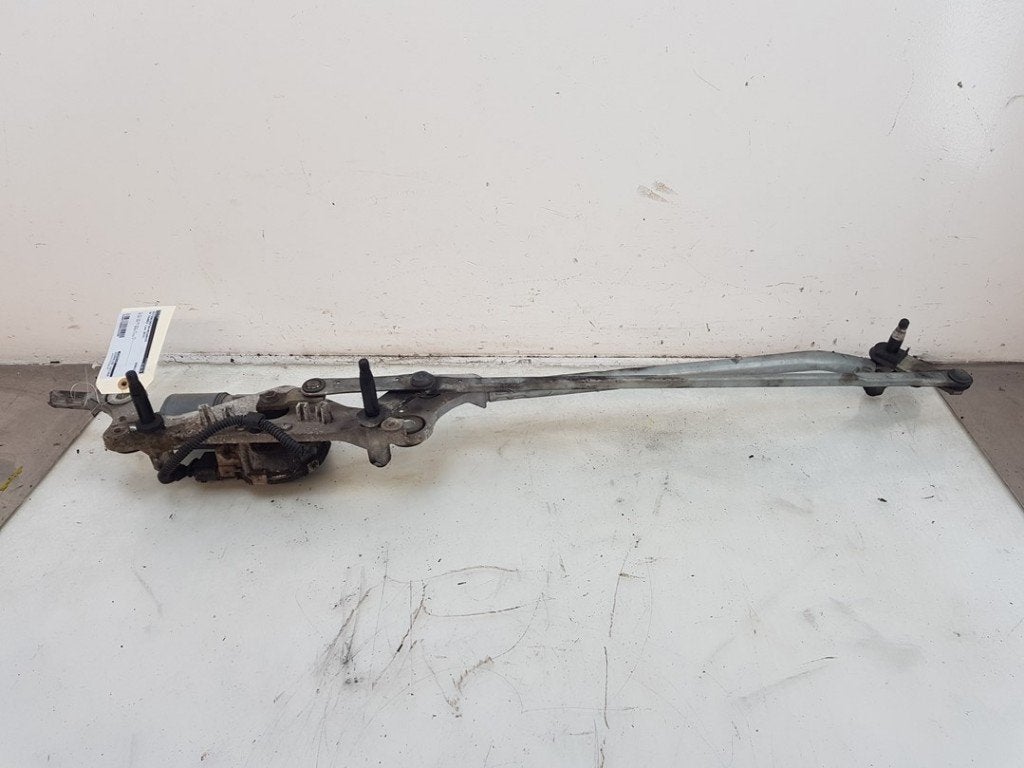 MOTEUR + TRINGLERIE ESSUIE GLACE AVANT Touareg (7PA / PH), Autos : Pièces & Accessoires, Robert Bosch AG, Volkswagen, Utilisé