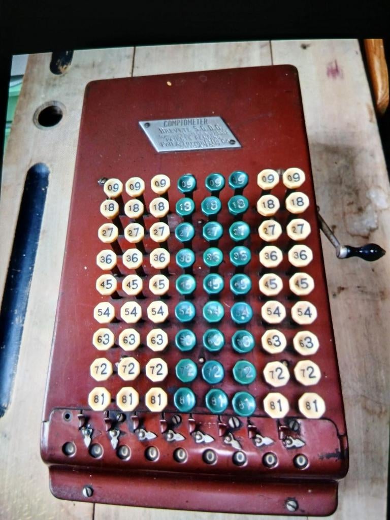 Calculatrice ancienne, Enlèvement