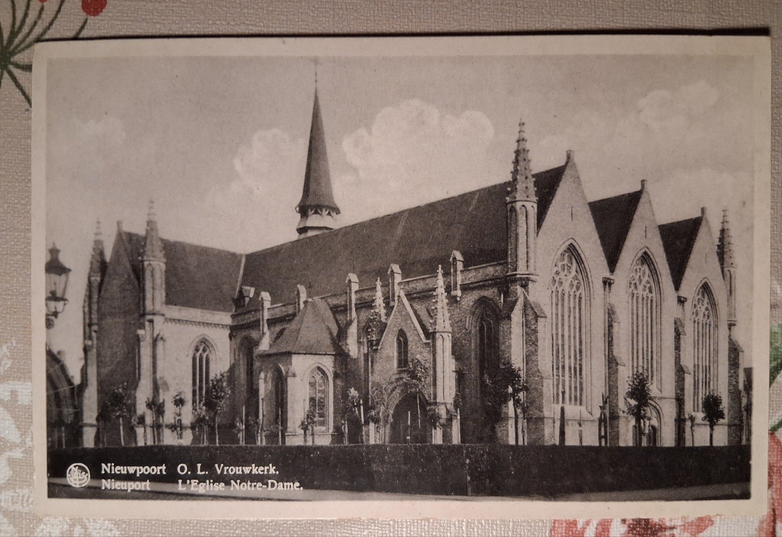 vintage Postkaart Onze-Lieve-Vrouwkerk In Nieuwpoort, Ophalen of Verzenden