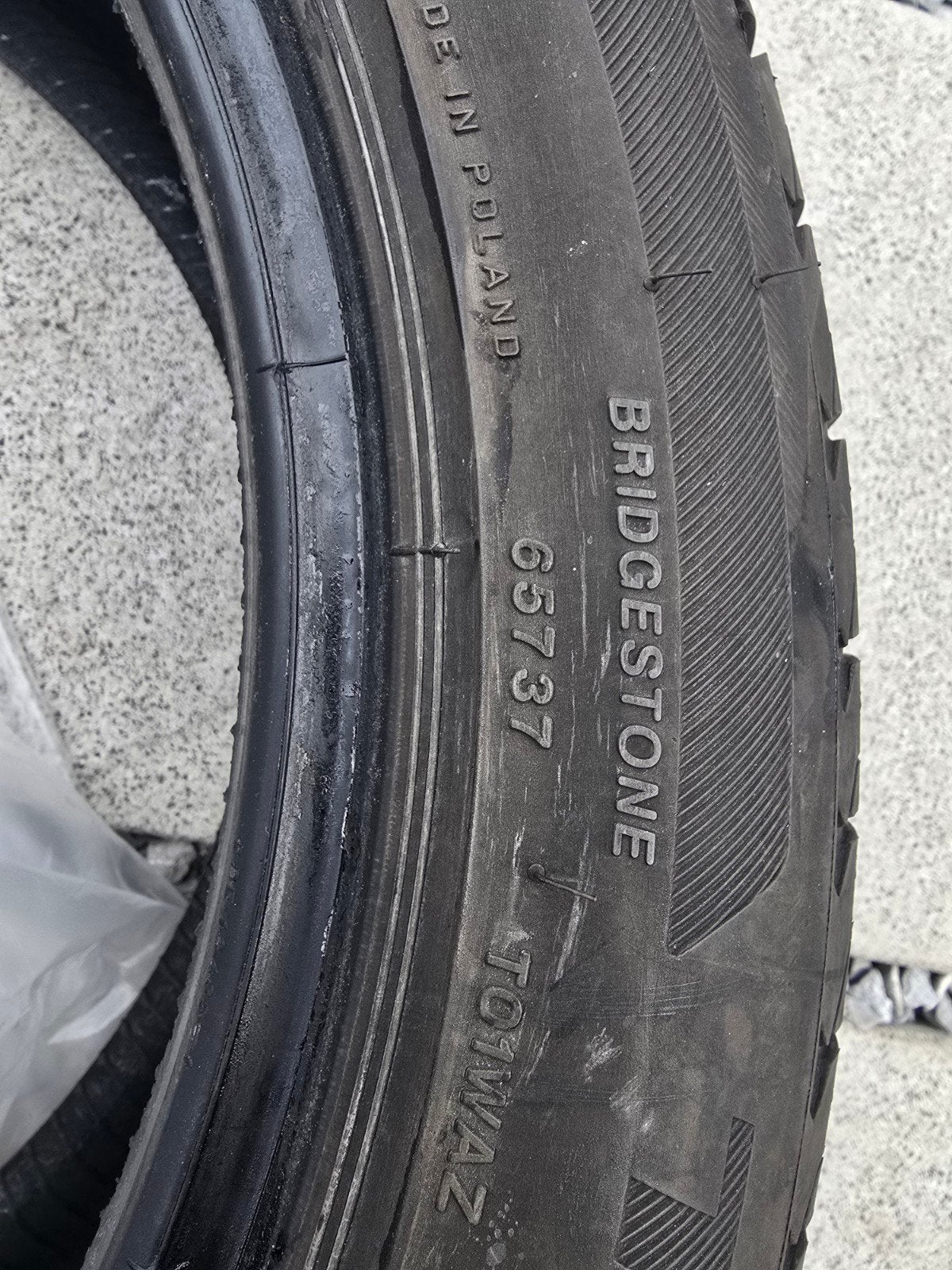 2 pneus Bridgestone été en bon état., Ophalen