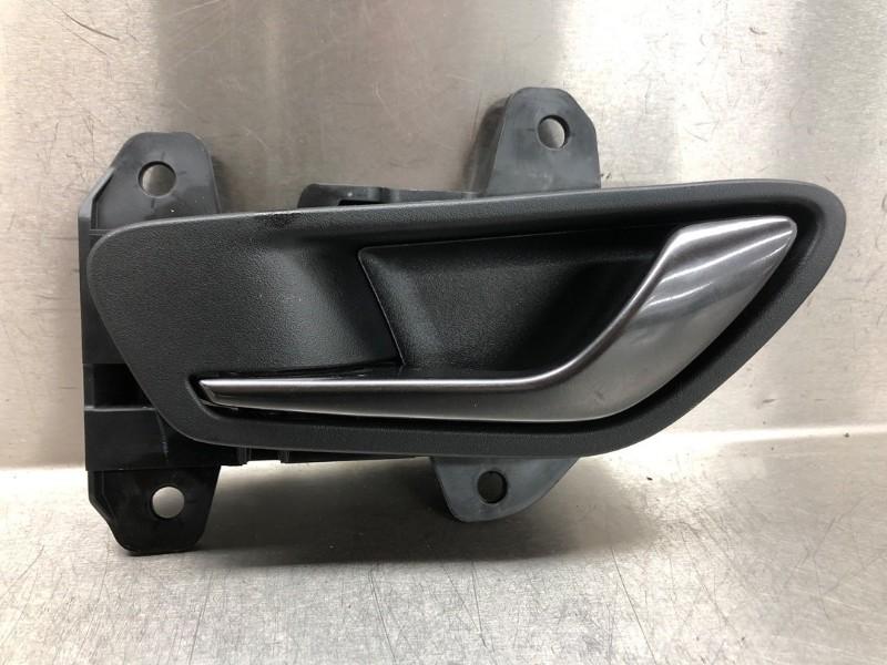 PORTIERGREEP BUITEN LINKS VOOR Tucson (NX) (|82613N7000|), Gebruikt, Voor, Hyundai