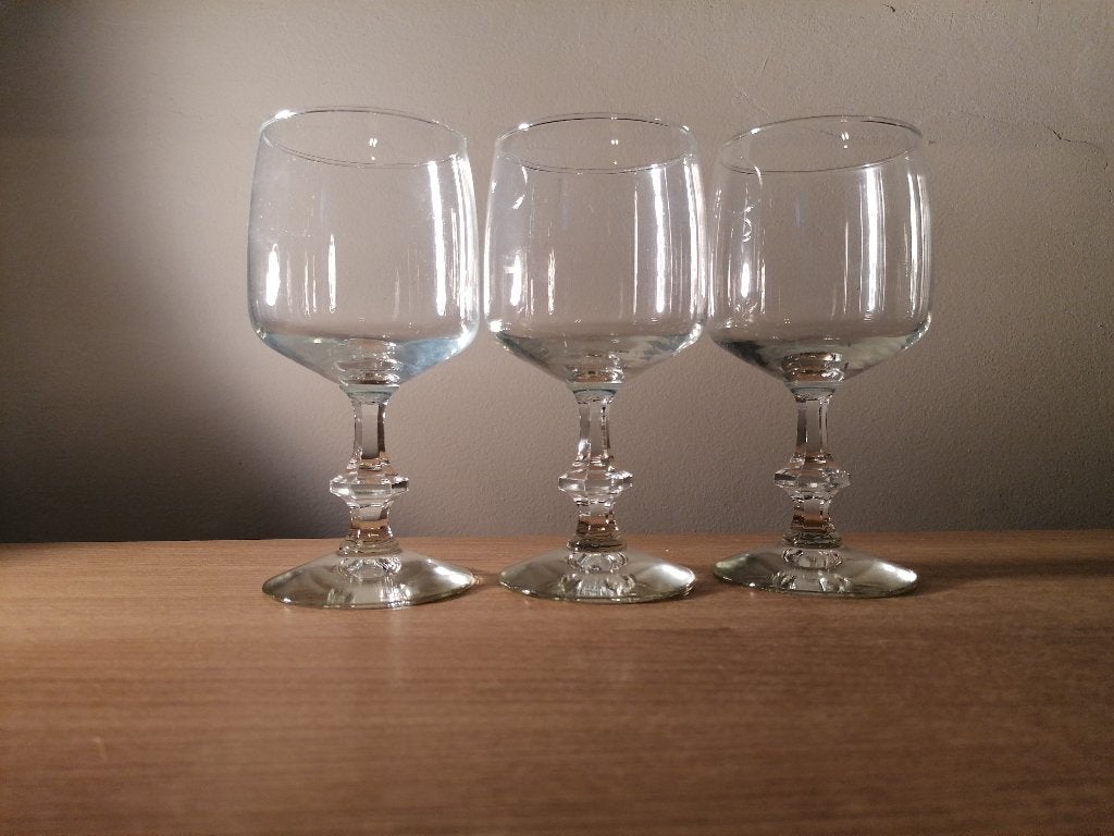 Kakofonie van allerlei glazen, Ophalen