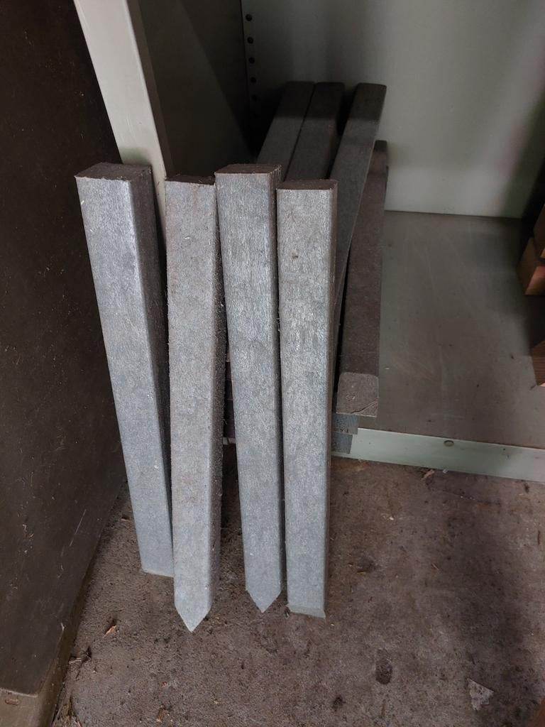 Écopichets/poteaux de jardin recyclés — 22 pièces — 44 cm, Enlèvement