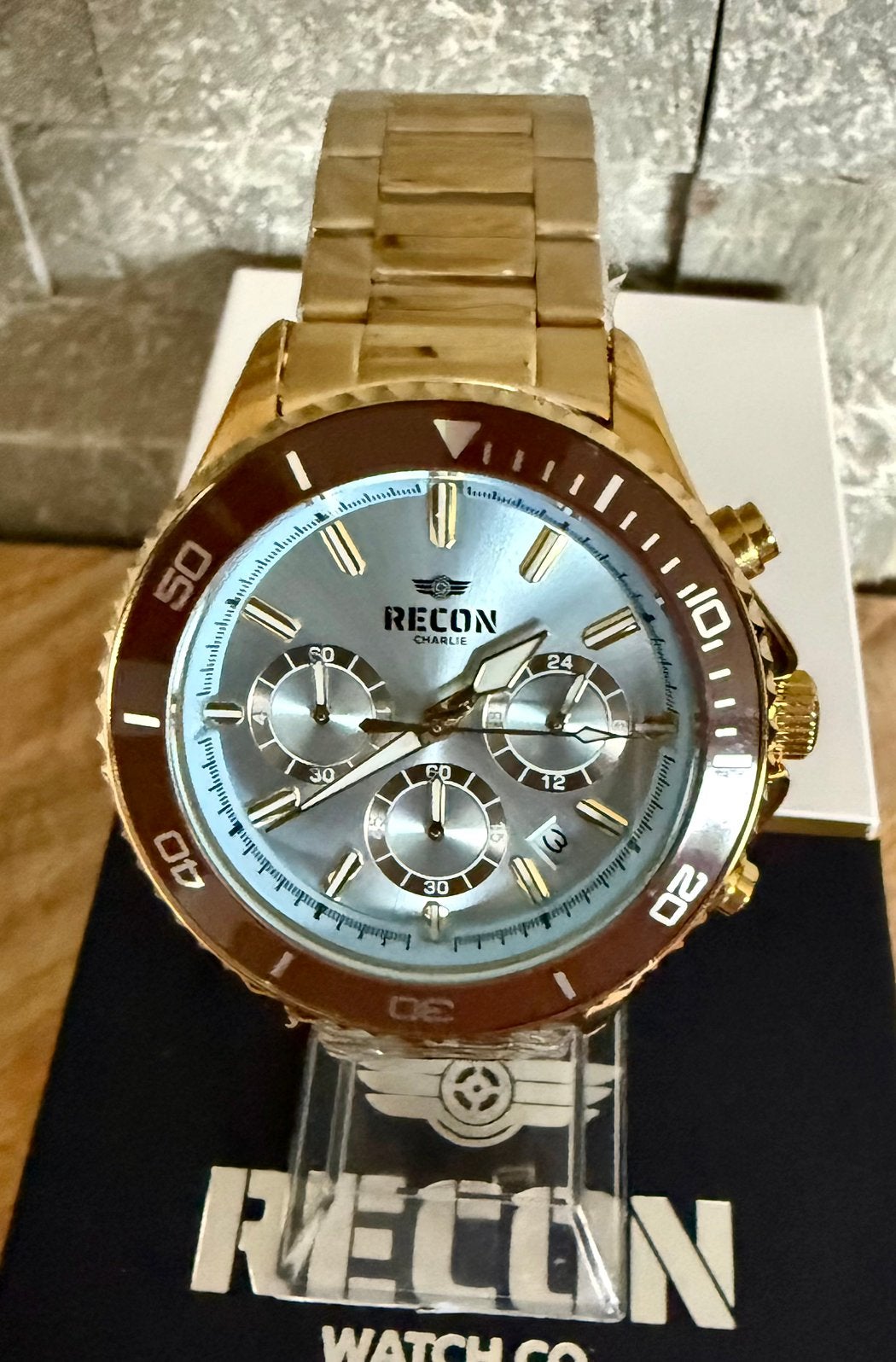 RECON CHARLIE CHRONO VAUT499€ ! 💯%NEUF AVEC CERTIFICAT, Bijoux, Sacs & Beauté, Montres de sport, Neuf, Enlèvement ou Envoi