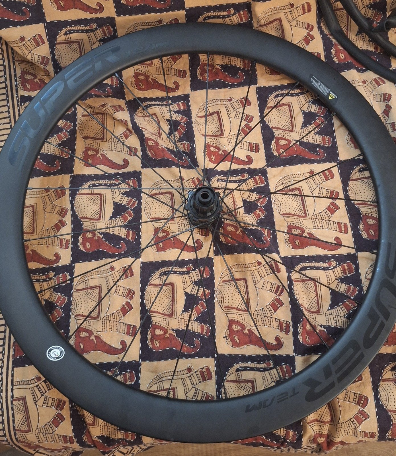 Roue arrière carbone Superteam 50mm, Enlèvement ou Envoi, Roue, Carbone
