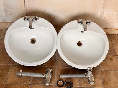 Ensemble de 2 lavabos avec robinets et siphon, Bricolage & Construction, Enlèvement, Utilisé, Lavabo