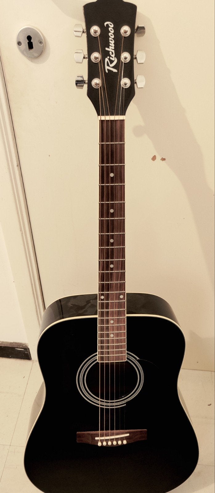 Acoustische gitaar, Ophalen
