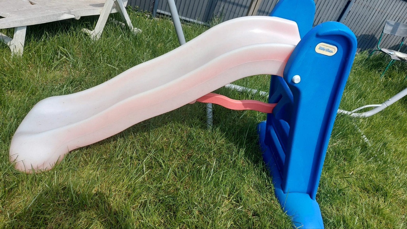 Les 2 toboggans jeux enfants, Mons, Enlèvement