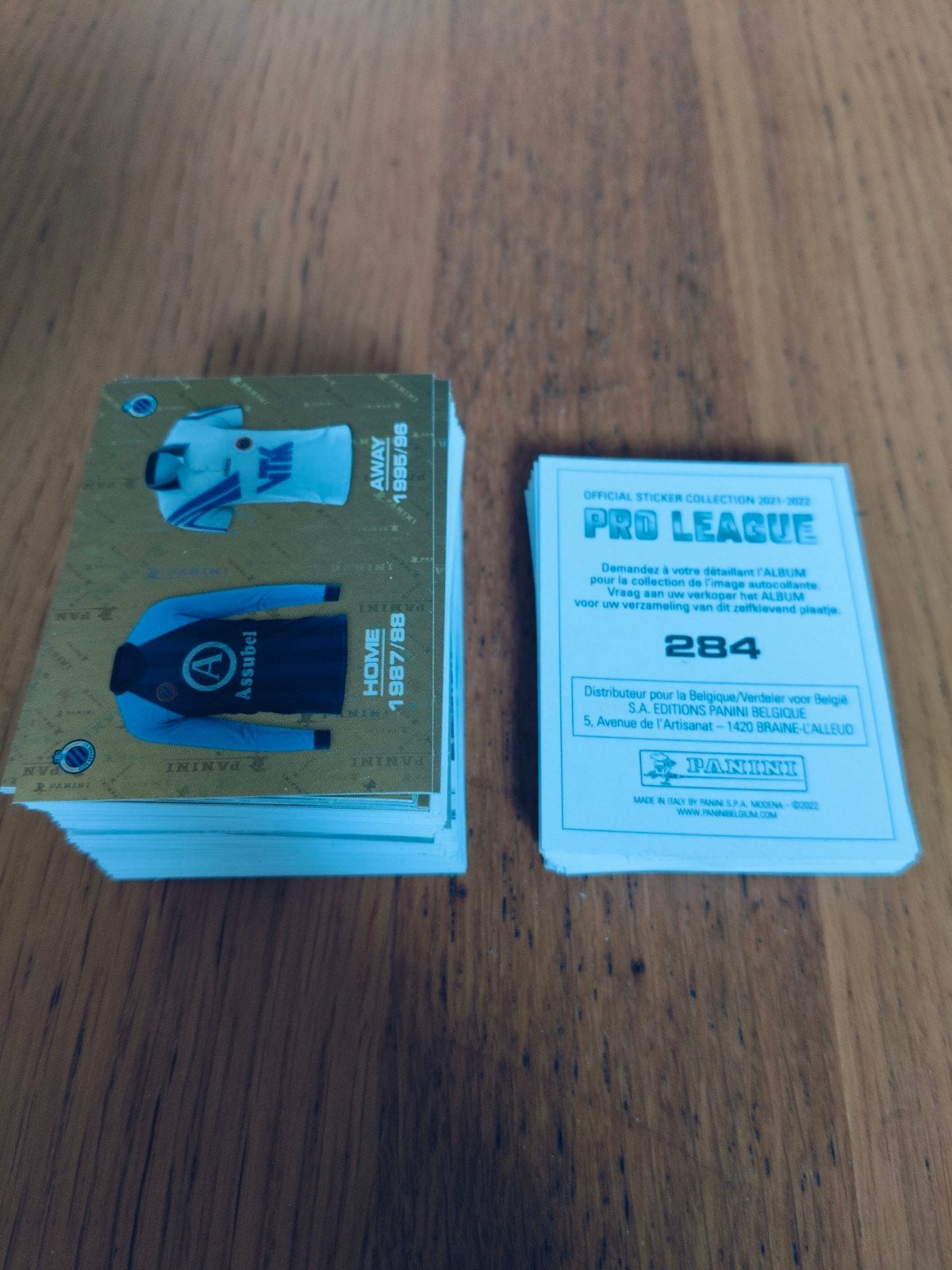 165 Panini stickers pro league 2021-2022, Enlèvement ou Envoi