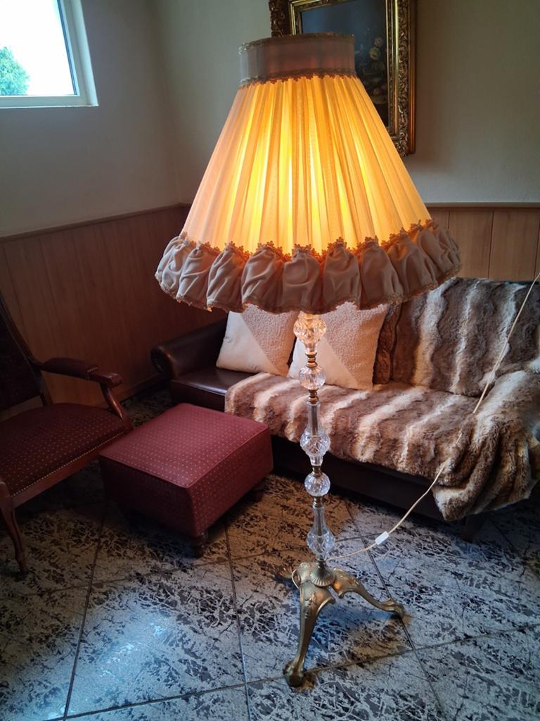 antieke staande schemerlamp., Antiek en Kunst, Antiek | Verlichting, Ophalen