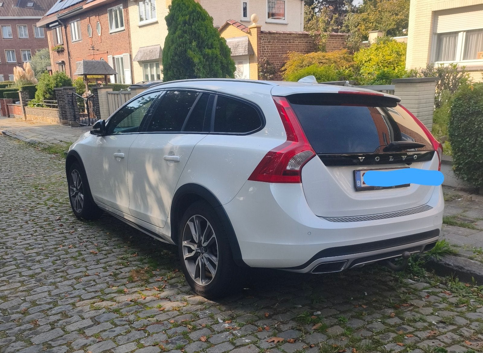 Volvo V60 Cross Country, Auto's, Voorwielaandrijving, 1800 kg, 4 cilinders, Wit