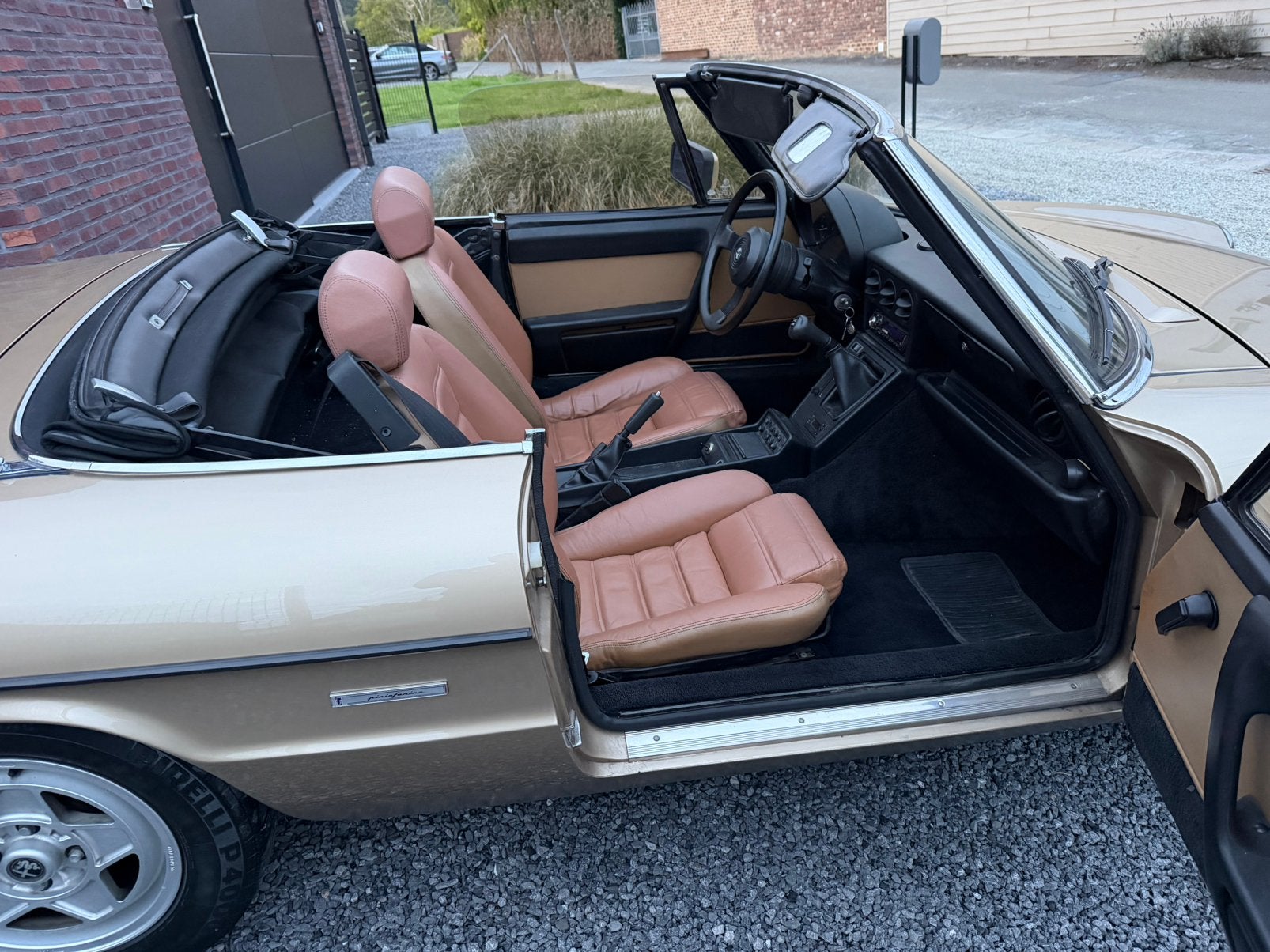 Alfa Romeo Spider 2.0 benzine, 1986 bouwjaar, 34.000 km, foto 6