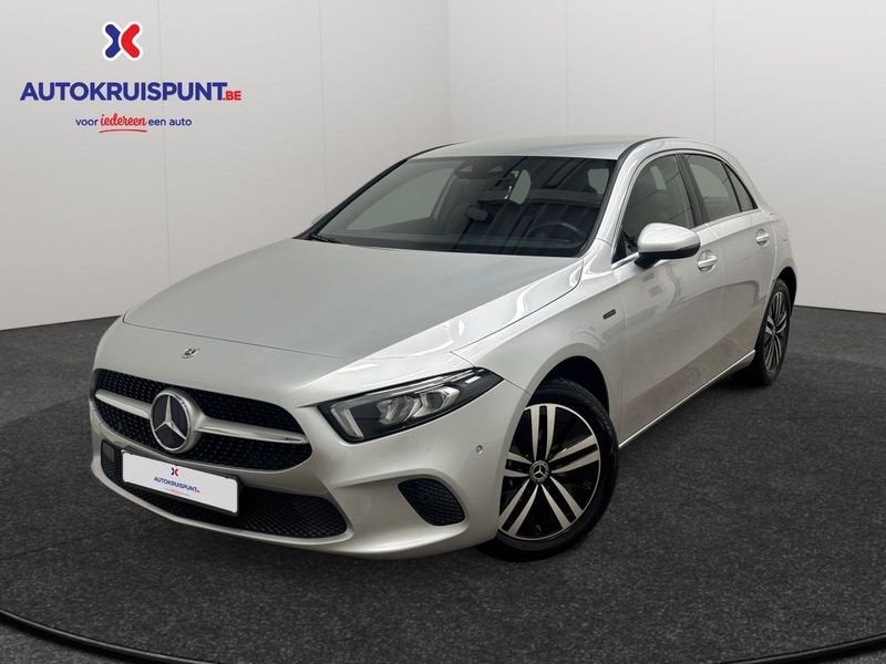 Mercedes-Benz Classe A 250e Business Solution 8G-DCT, Auto's, Parkeersensor, Gebruikt, 4 cilinders, 5 deurs