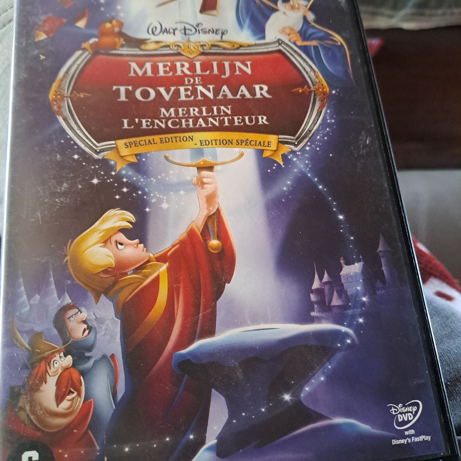 Disney nr 18 merlijn de tovenaar als nieuw krasvrij, Amerikaans, Nederlands, Ophalen of Verzenden, Zo goed als nieuw