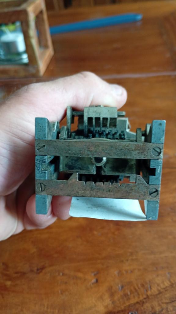 Oude stempel, Ophalen
