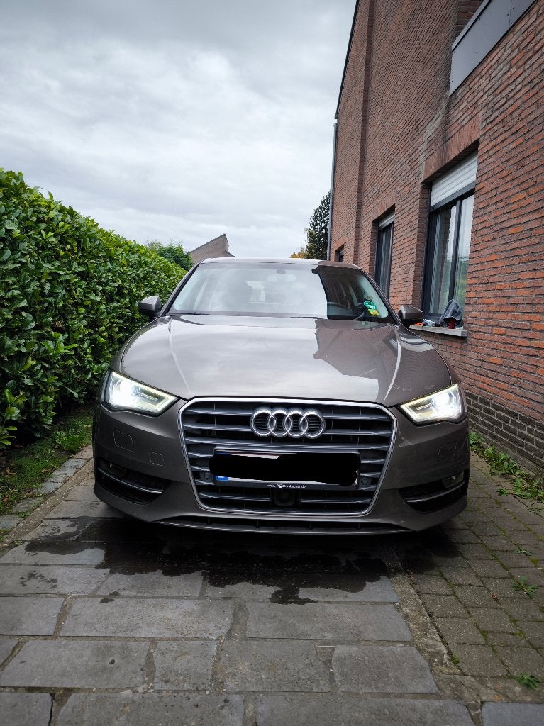 Audi A3 1.4 TFSI Sportback Ambiente, Autos, Euro 5, Achat, Ordinateur de bord, Boîte manuelle