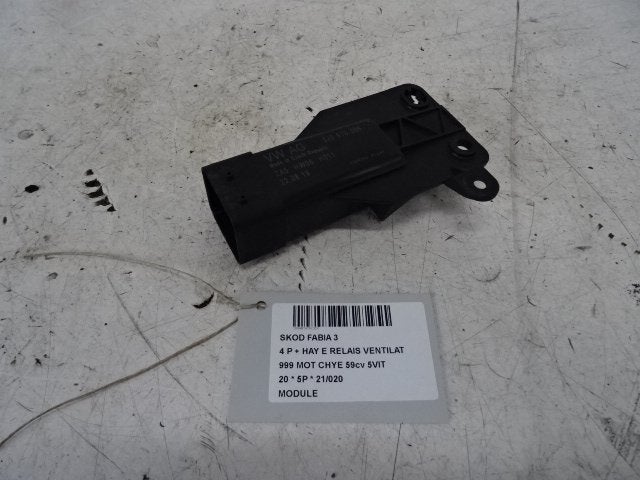 COMPUTER Skoda Fabia III (NJ3) (01-2014/06-2021) (5J0919506), Gebruikt, Skoda