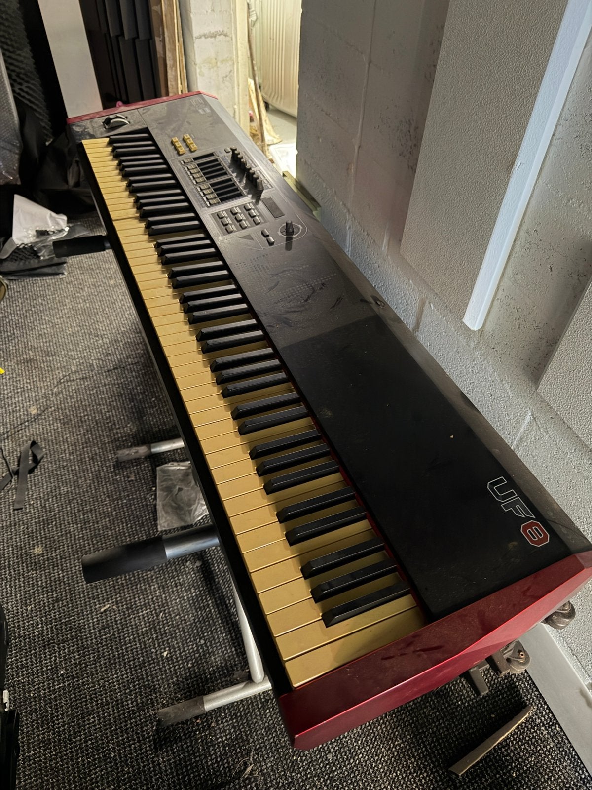 CME UF8 - Clavier maître 88 touches lourdes + pied + housse, Muziek en Instrumenten, Keyboards, Ophalen, Gebruikt, 88 toetsen