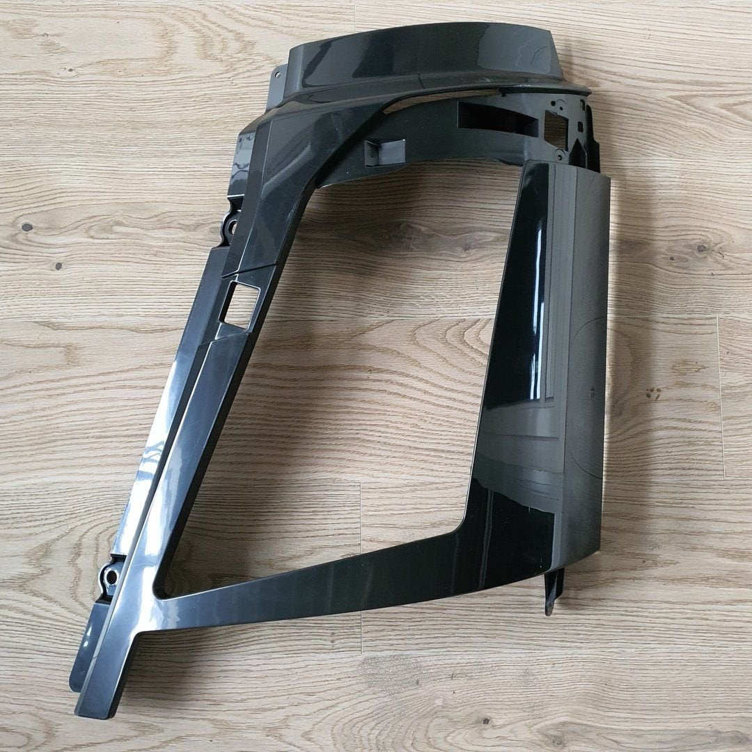 VOLVO FH4 HEADLIGHT COVER PLATE LEFT 21874450, Neuf, -, Éclairage, Volvo