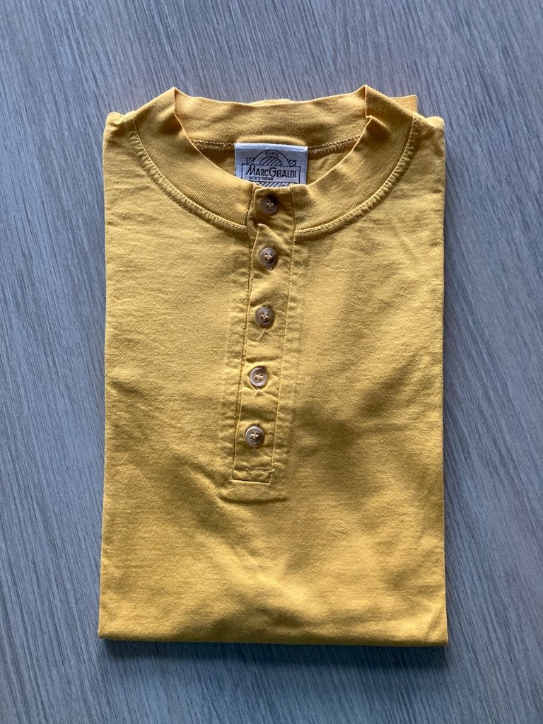 Mooie heren T-shirt Marc Gibaldi, medium. Perfecte staat., Maat 48/50 (M), Geel, Marc Gibaldi, Ophalen of Verzenden