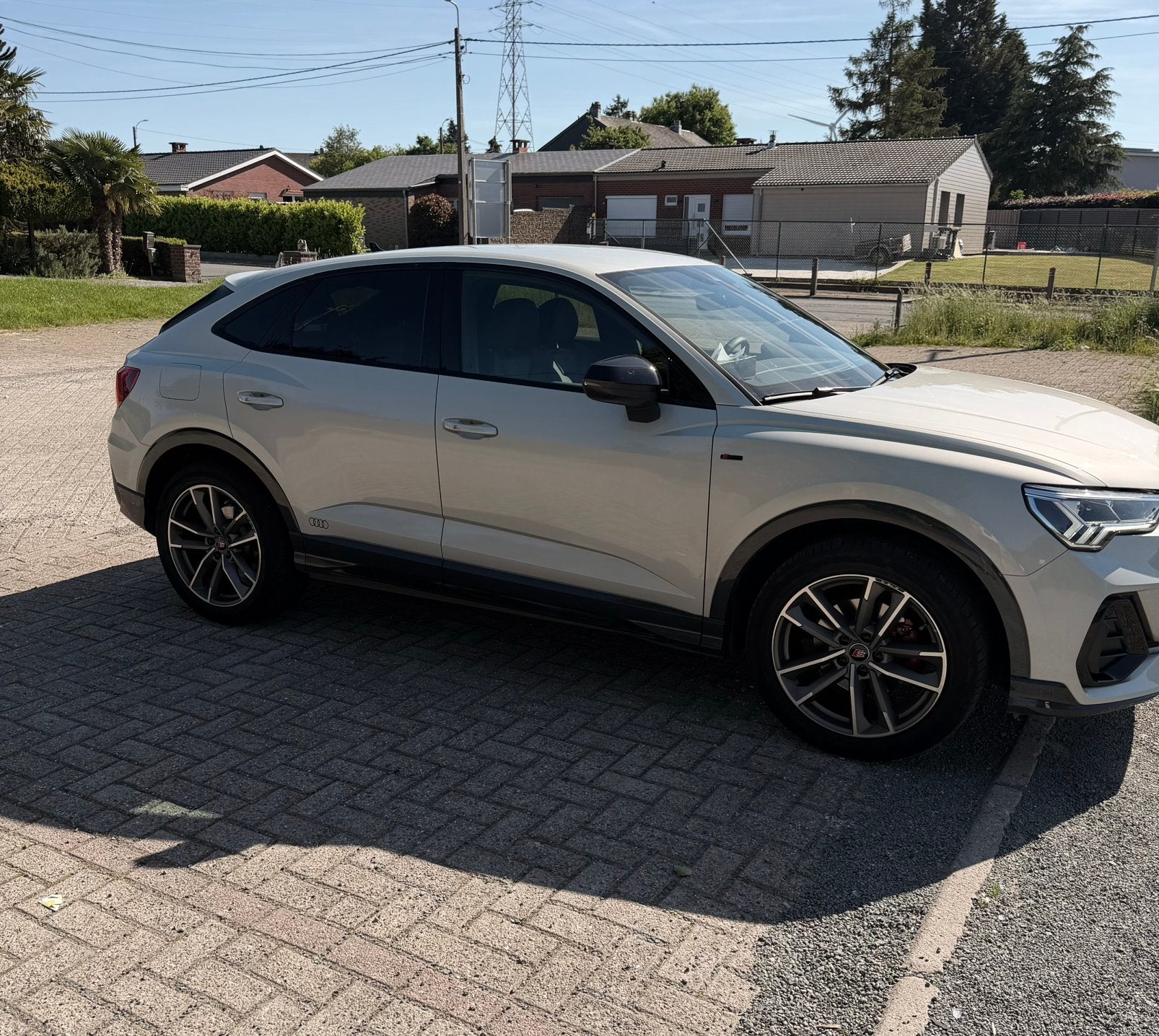 AUDI Q3 SPORBACK TDI SLINE STRONIC PACK PLATINUIM 16.400 KMS, Achat, Entretenue par le concessionnaire, Noir, 5 portes