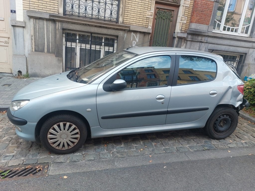 Peugeot 206 1.4 benzine automaat, Auto's, 4 deurs, Blauw, Berline, Particulier