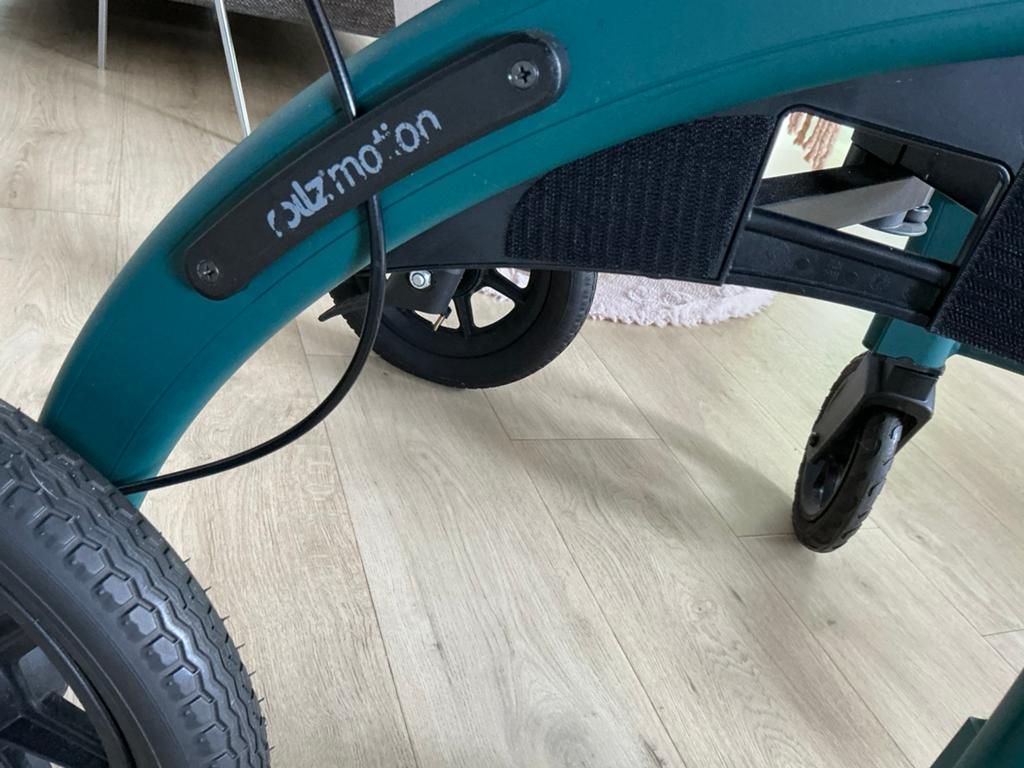 Rollz motion rollator en rolstoel in 1, Ophalen, Zo goed als nieuw