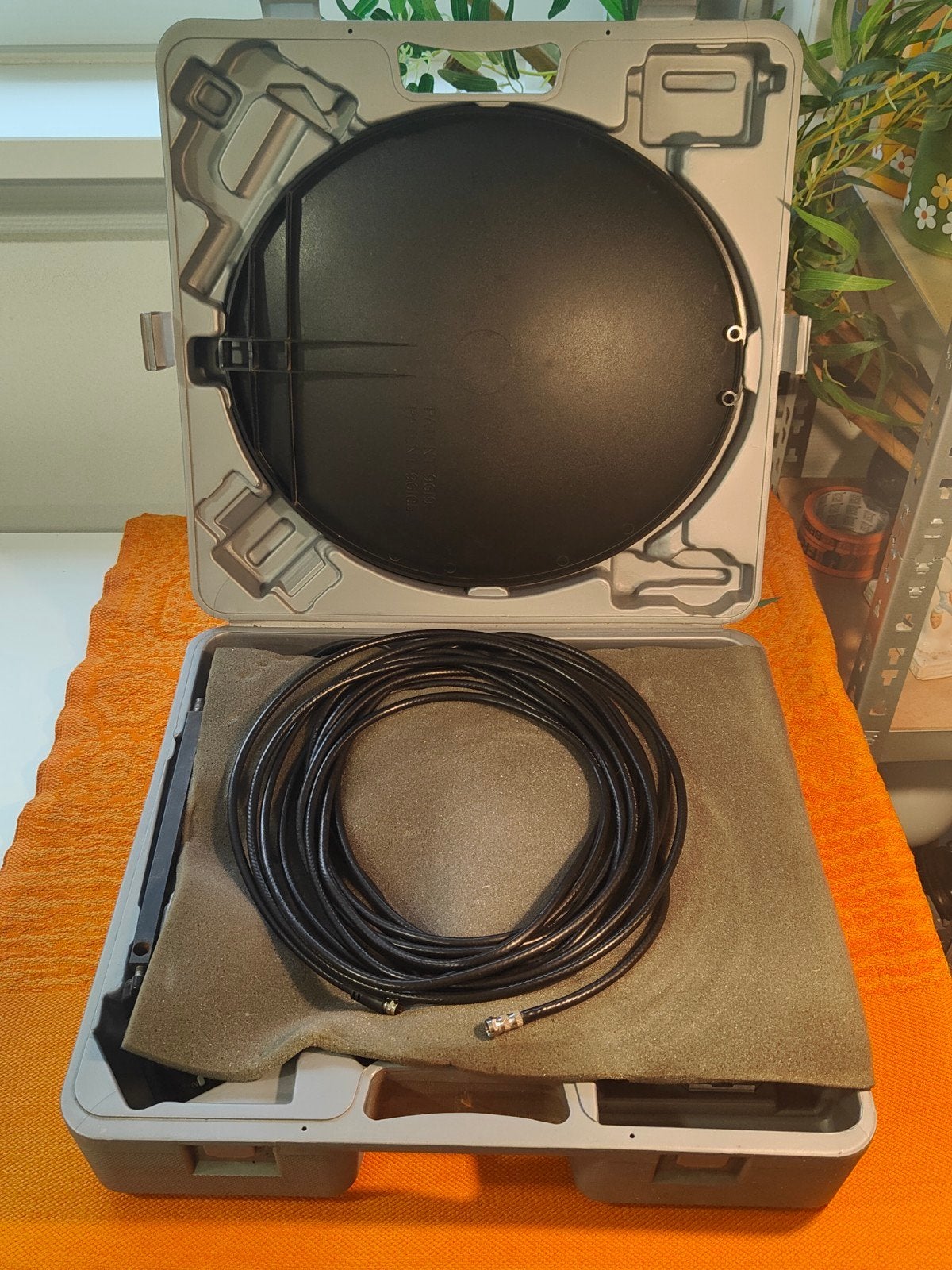 Compacte satelliet incl kastje, Audio, Tv en Foto, Schotelantennes, Ophalen, Gebruikt, (Schotel)antenne, Overige merken