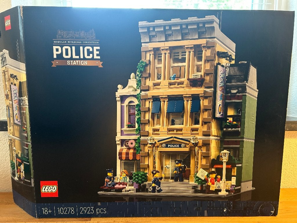 Lego Icons Modular 10278 - Police Station, Kinderen en Baby's, Inclusief instructies, Lego, Ophalen of Verzenden, Zo goed als nieuw