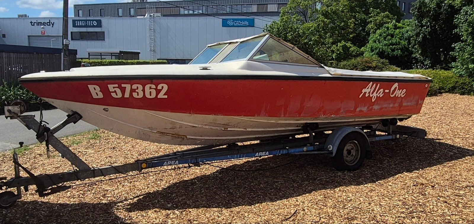 Speedboat avec moteur intérieur de 130 ch., Enlèvement