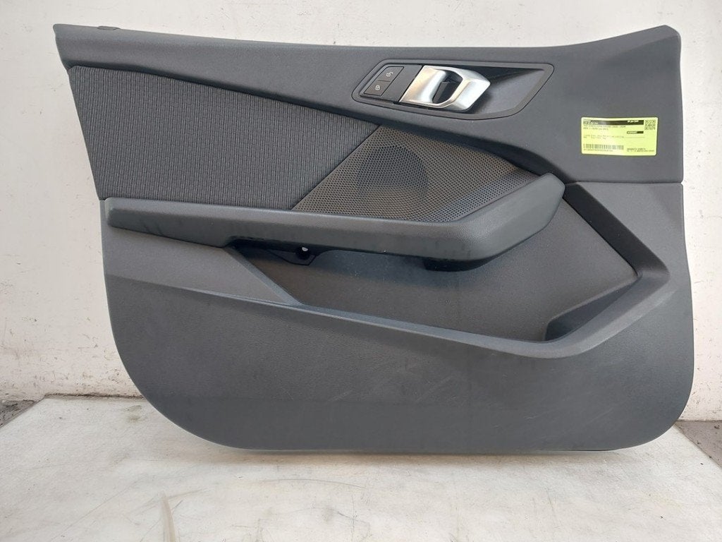 PORTIERBEKLEDING LINKS VOOR 1 serie (F40) (|51419893801|), Auto-onderdelen, Gebruikt, BMW, Petuelring 130
80809  München, DE, Bayerische Motoren Werke AG